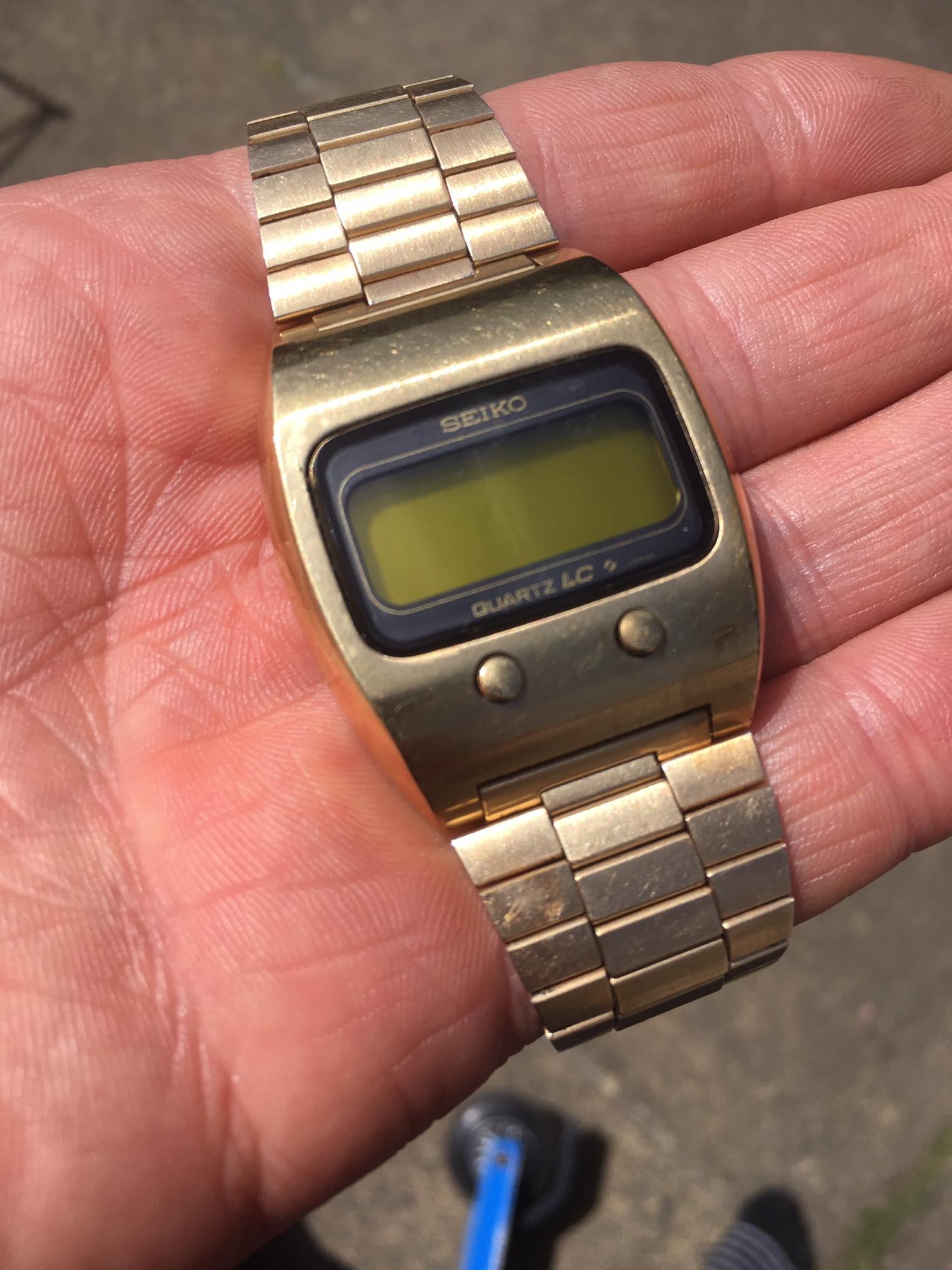 Seiko 0624 5009 1975 Gold LCD Watch - Help.... I need this watch to work!!  | UK Watch Forum
